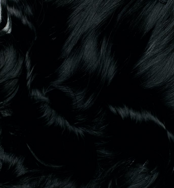 Raven Black Curly 22” Inches 7 piece Premium quality - HD Fibre Clip-In Hair Extensions