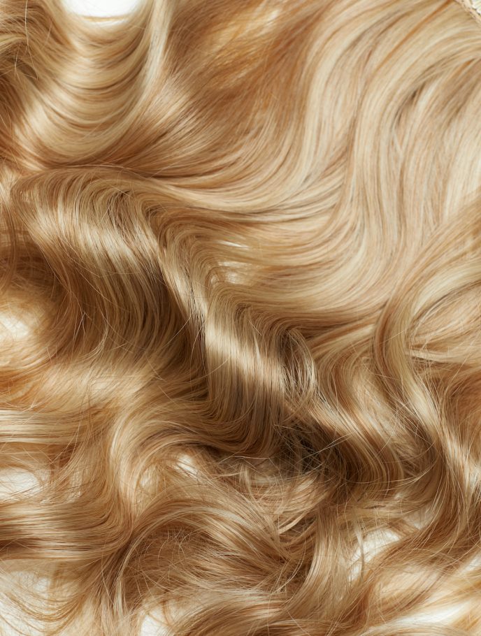 Light Golden Blonde Curly 22” Inches 7 piece Premium quality - HD Fibre Clip-In Hair Extensions